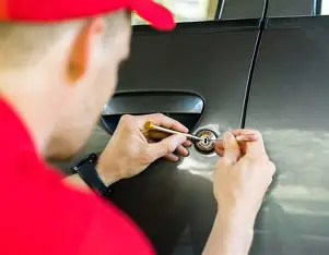 Automotive locksmith